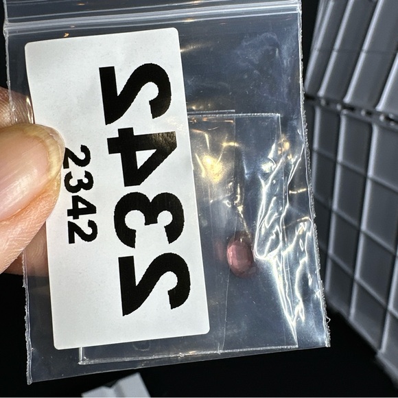 Pink Tourmaline Gemstone .90 carat oval shaped (October birthstone) - Picture 6 of 17